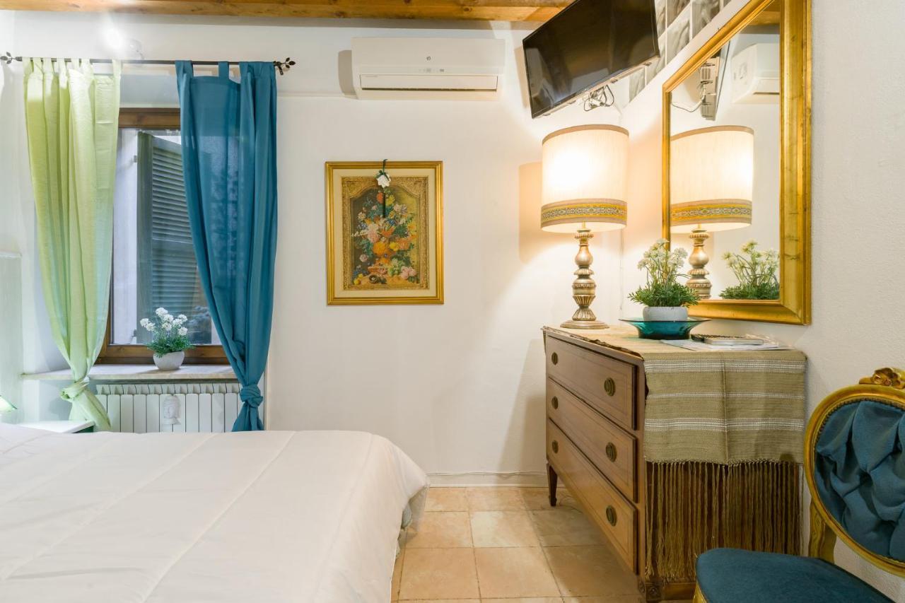 Fairy Studio In Verona Apartment Luaran gambar